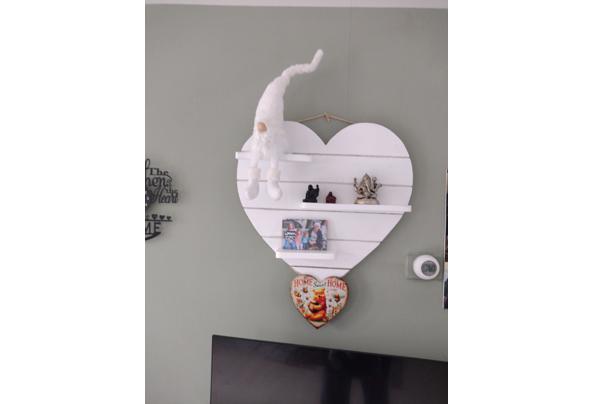 Houten hart met plankjes - 176224961876927579027225812807