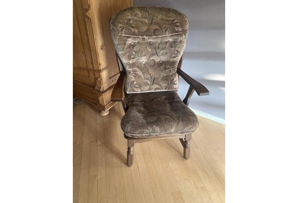 Hoge stoel, goede zit evt met taupe kleur doek erbij - IMG_6788