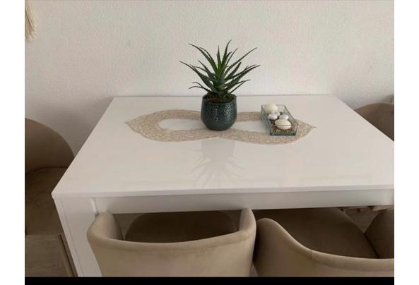 Eettafel - 6D145DB2-D6A2-4976-B580-EA8D150B2C7A