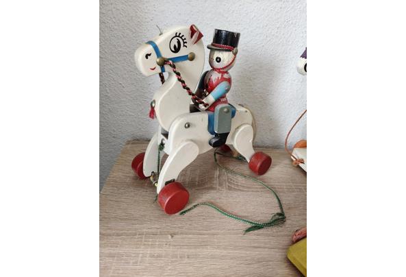 verzameling oude speelgoed paardjes - 0-7