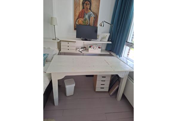Witte houten tafel 140x70 - 20250622_161425