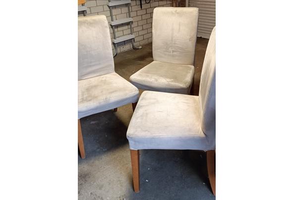 4 Ikea Henriksdal stoelen, lichte bekleding - IMG_20240222_164657