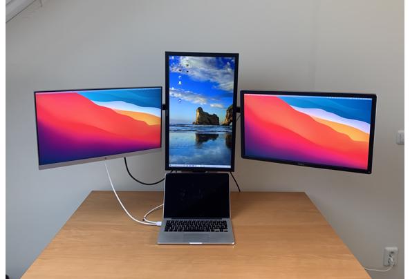 Bureaubeugel voor 3 monitor schermen inclusief schermen - Monitor-1