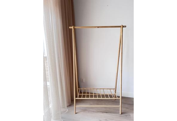 Elegant clothing rack in light bamboo - IMG_6006