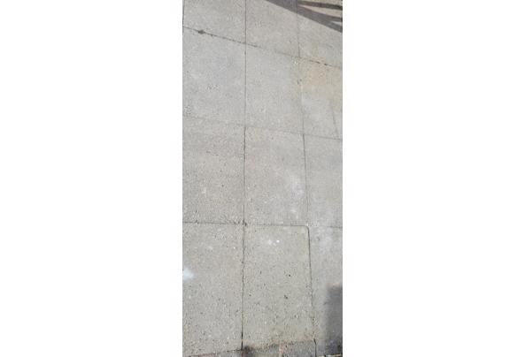 Betontegels 60x40 gratis op te halen - 1647176066276150414900388132724