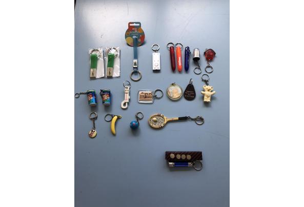 Sleutelhangers 18st, samen of los te koop diverse soorten - IMG_0220_638262723115606601 Sleutelhangers 18st, samen of los te koop diverse soorten - IMG_0220_638262723115606601