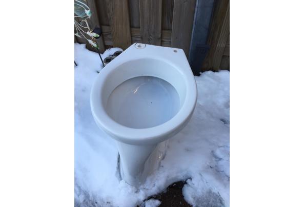 Witte toiletpot - D8DF92BF-8E1A-4FFA-A925-0EC09E085DF5.jpeg