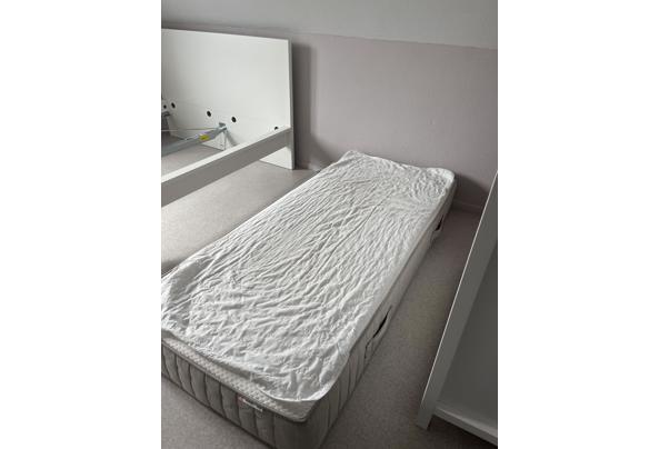 2 elektrisch verstelbare lattenbodems en 2 matrassen - IMG_6059