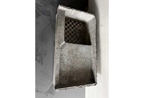 Gratis Terrazzo wasbak - image-12-03-2026_11-29-24-28