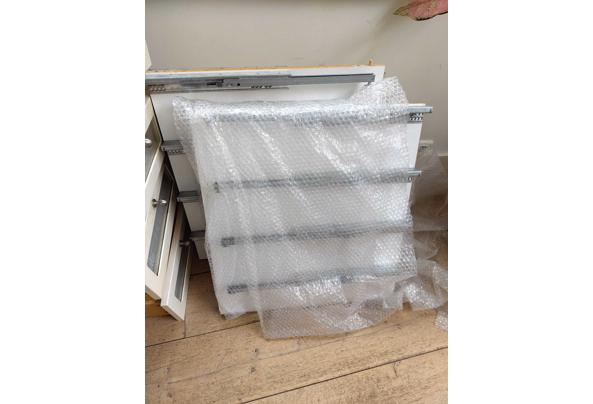 Ikea Värde Ladenkast - zijkant Ikea Värde Ladenkast - zijkant