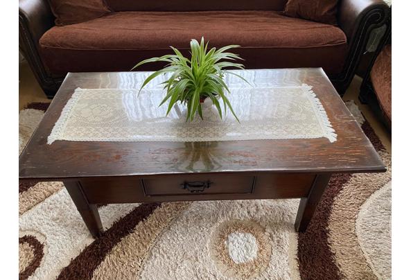 Eetkamer tafel, salontafel, wandkast, tv kast, dressoir gratis af te halen  - IMG-20250519-WA0009