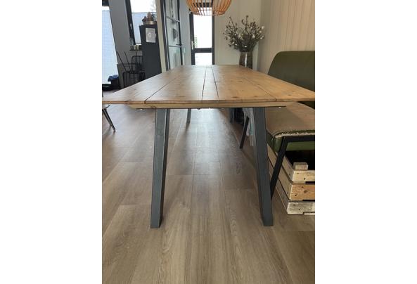 Steigerhouten eettafel (2,5 meter) met stalen poten - IMG_1609