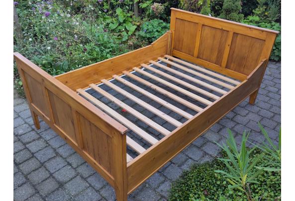 Antiek handgemaakt bed - Bed1