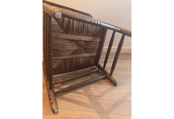 Comfortabele antieke vintage houten relax stoel rieten zitting - e3a36ead-5a6e-47ae-b09a-84e0f98dd9c6