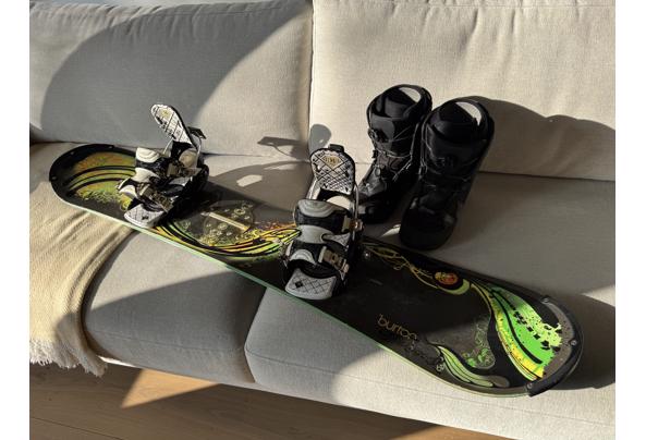 Snowboard met bindingen en schoenen - maat 40 - IMG_2263