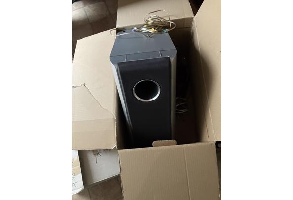 DVD home theater system met boxen - IMG_0510