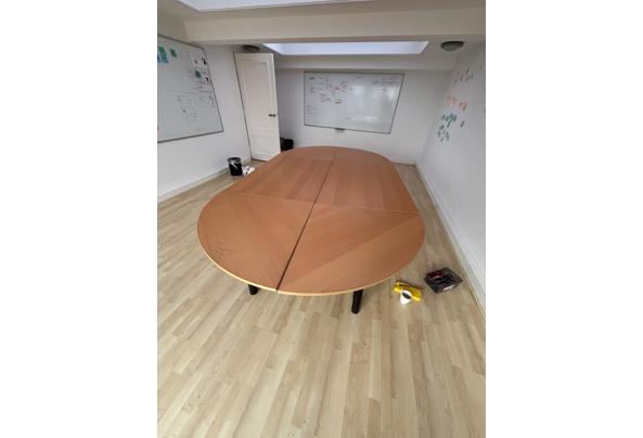 Grote ovale (vergader)tafel - IMG_6323