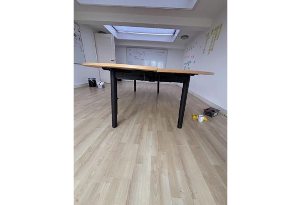 Grote ovale (vergader)tafel - IMG_6324