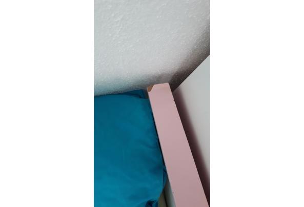 Kidcraft peuter poppenhuis bed - 20200429_143102