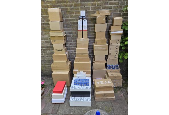 Diverse kartonnen dozen, bijv voor webwinkel - Alledozen