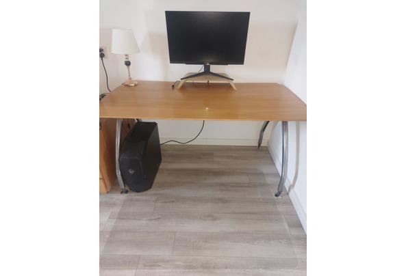 Gratis groot bureau - bureau-2