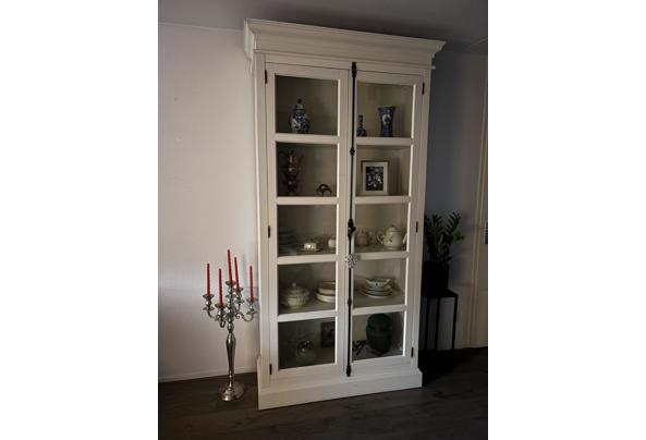 Mooie vitrnekast - IMG_3204