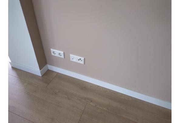 Witte hoge plinten - 17814471957501436459479718349083 Witte hoge plinten - 17814471957501436459479718349083