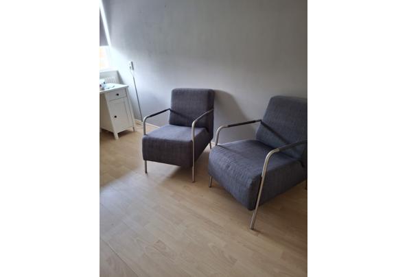2 grijsblauwe stoelen - a1ae9383-ab7e-48ca-80eb-4f29ea827ca4