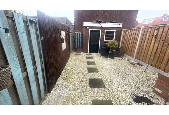 Witte grind - 85fde948-ea40-440e-8a02-9eee419ace11