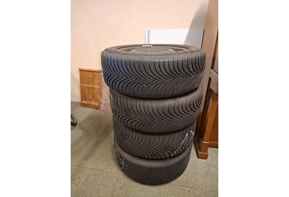 4 winterbanden op velg Peugeot 308 - 21742