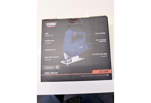 Nieuw en ongebruikt in doos: Ferm Decoupeerzaag 550W - IMG_4872