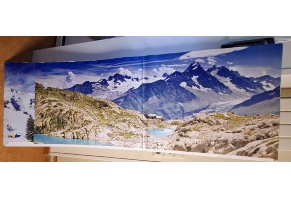 Mooie achterwanden voor Winter/kerstdorp Kunststof afmeting  160 x 60  2 stuks. - 20260211_155518~2-(002)