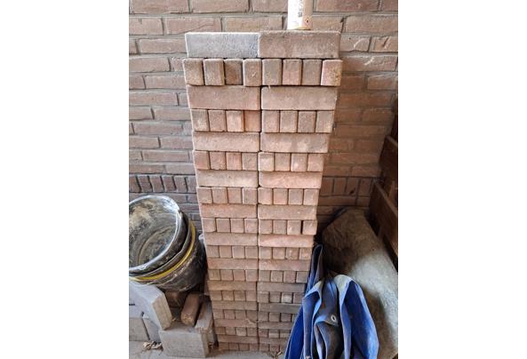 Betonklinkers en opsluitbanden - 17802454724065036229729352591292