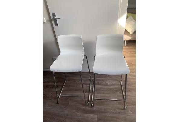2 IKEA witte barkrukken - Chairs-1
