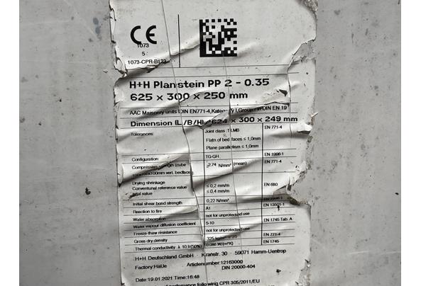 Cellenbetonblokken 600x300x250 (lxbxh) - H+H-2