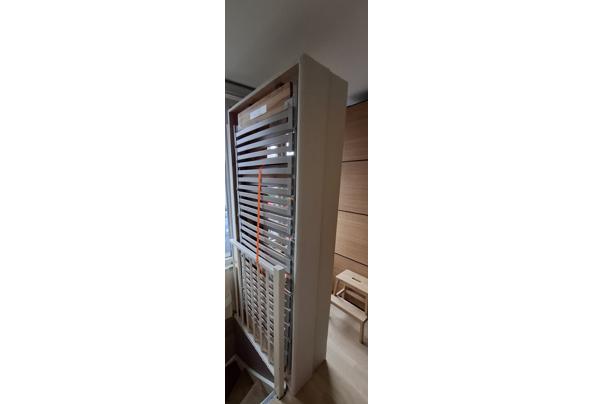 Twee ikea lattenbodems 90x220 - 20251201_153123