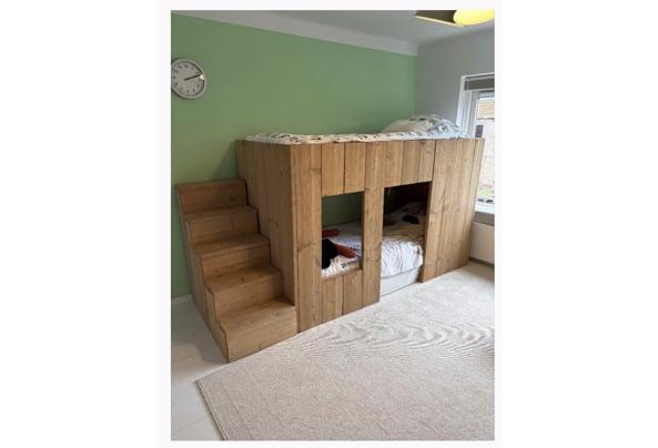 HalfHoogslaper hut met kast - IMG_7984 HalfHoogslaper hut met kast - IMG_7984