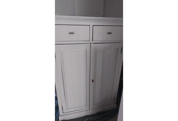 Teakhouten kast - 17819580840518466964153948742255