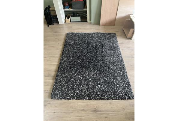 Gratis gespikkeld vloerkleed (135x185) - IMG_6284