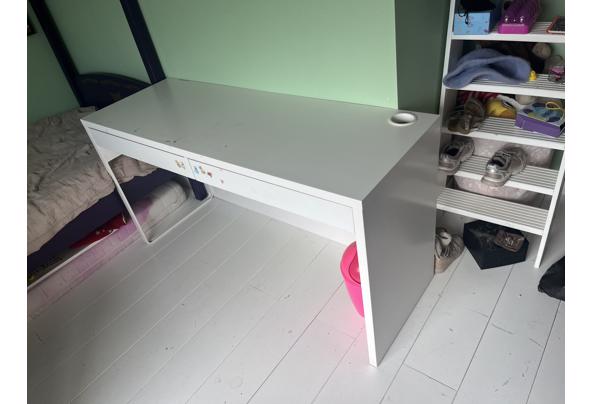 Wit bureau met twee laden (140X50x75cm, bxdxh) - IMG_1598