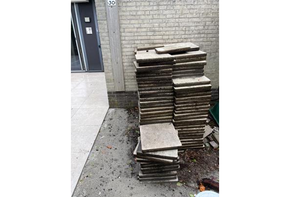 Gebruikte lichte tuintegels 40 x40 - WhatsApp-Image-2026-08-30-at-20-48-32-(2)