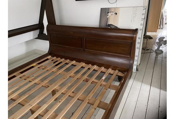 Prachtig, solide antiek houten bed  - IMG_4275_639025974740744614