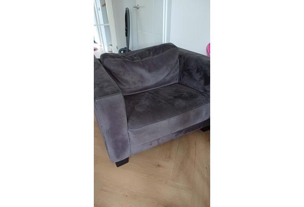 2 zits bank en love seat - 20260627_150917