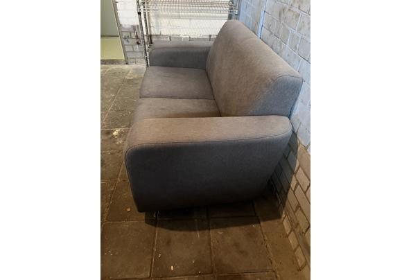 Gratis 2zits bank met hocker 6 eetkamerstoelen  - IMG_0701