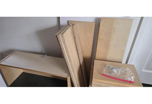 Billy boekenkast, deels gedemonteerd.  - 17626087233265211998924520012078