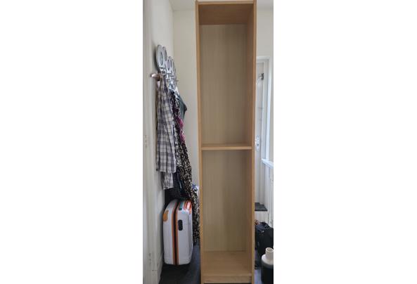 Billy boekenkast, deels gedemonteerd.  - 17626087648334235177869452294316