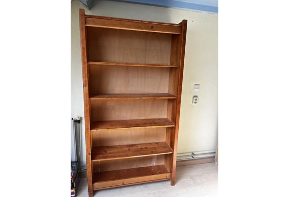 Goede degelijke boekenkast - IMG_3181