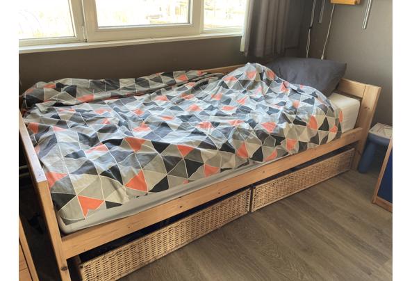 Lifetime slaapkamer set (bed, bureau en ladeblok) - 20220316_113112254_iOS