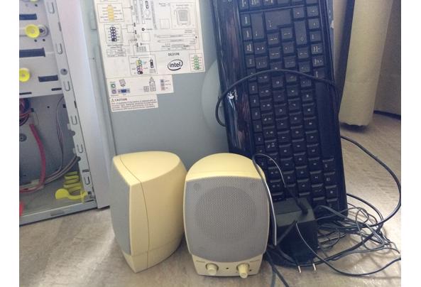 PC, toetsenbord, speakers - IMG_20210512_154917181