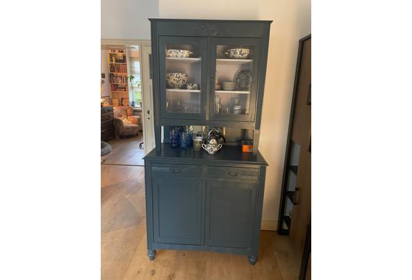 Servieskast in 2 delen. Blauw geverfd (verf wordt meegeleverd) - b3359f1d-4b2e-4991-a2f6-6ffa71eb4c2d